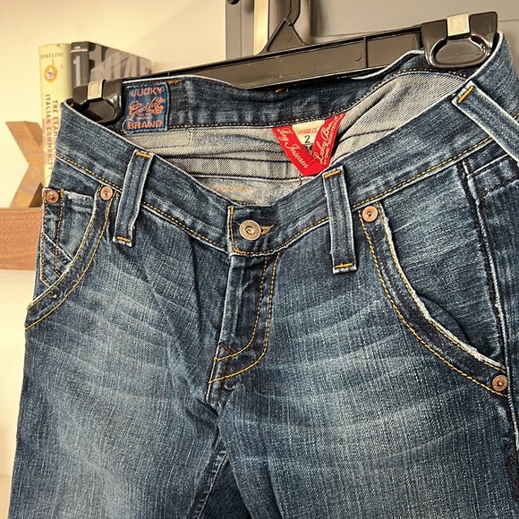 Lucky Brand Jean size 2 - Picture 3 of 10